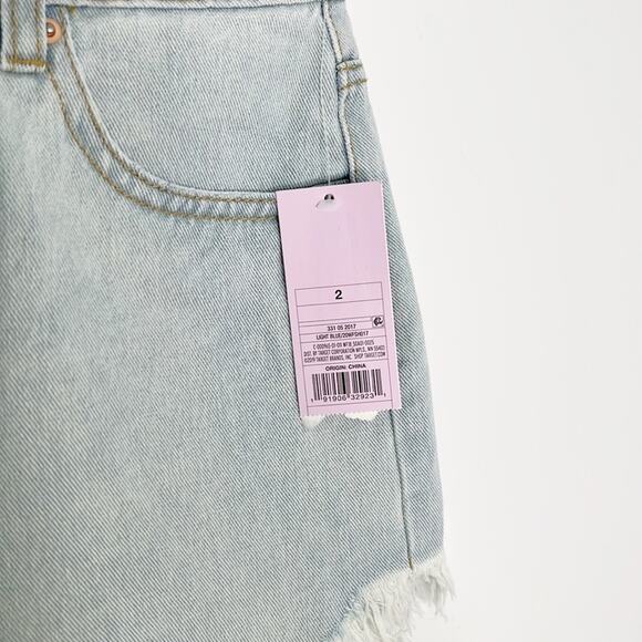 Wild Fable High Rise Frayed Hem Denim Shorts - Picture 4 of 9